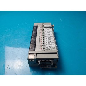 Válvula Solenoide Principal CKD N3S010 + N4S030, Conjunto de Válvulas Solenoides Neumáticas Usadas Como Piezas de Repuesto para Equipos Legacy Semiconductor - Product Image 1