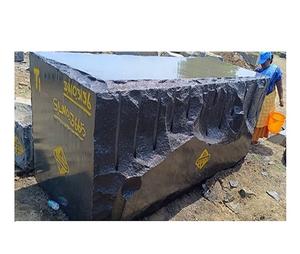 Bloc de granit noir Kunnam, granit naturel foncé, matériau brut pour la découpe de dalles, les comptoirs, les revêtements de sol et les revêtements muraux. - Product Image 1