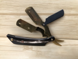 Navaja de Afeitar Profesional de Acero Inoxidable de Alta Calidad para Barbería, para Barba y Cabello Liso - Product Image 4