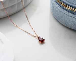 Colgante de Rubí para el Mes de Julio, Forma de Pera, Plata de Ley 925, Chapado en Oro Rosa de 14K, Regalo, Joyería Fina para Fiestas - Product Image 5