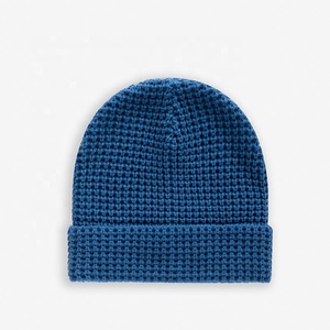Gorro de Punto Unisex de Moda Invernal, Color Sólido, Cálido, Lana Artificial, Venta al por Mayor, Característica de Tela Común - Product Image 1