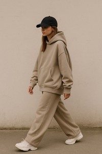 Ensemble de survêtement brodé avec sweat à capuche oversize et pantalon palazzo fluide, haute qualité, pour hiver et automne, vente en gros - Product Image 4