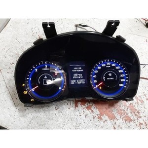 แผงหน้าปัดรถยนต์ i40 Combi, Sedan ปี 2011-2015 มือสอง ของแท้ รหัสอะไหล่ 940013Z355 - Product Image 1