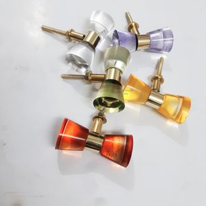 Tirador de puerta de resina hecho a mano con forma negra, tiradores de cajón de armario con herrajes de marco de latón, tiradores y perillas para muebles de cocina - Product Image 2