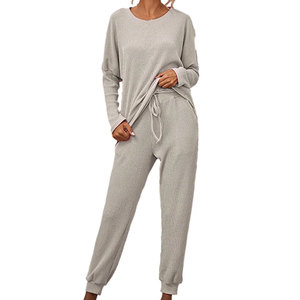 ชุดโซฟาคุณภาพสูง ทนทาน ออกแบบมาเพื่อความสบายยาวนานและเหมาะสำหรับการใช้งานในบ้านทุกวัน - Product Image 3