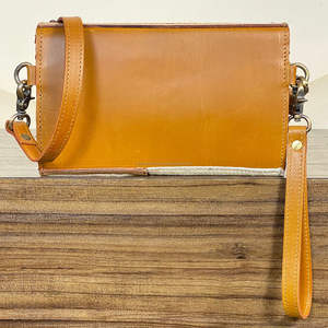 Nouvelle collection 2026 : Sac bandoulière en cuir de vachette fait main avec dragonne, mini-sac pochette grande capacité pour femme - Product Image 5