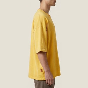 Vente directe d'usine : T-shirt homme surdimensionné avec étiquette personnalisée sur le col et plusieurs choix de couleurs pour vêtements en marque privée - Product Image 5