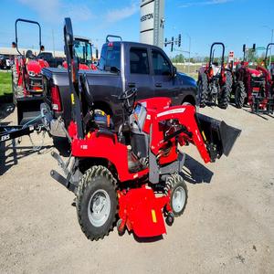 Tracteur agricole d'occasion MASSEY FERGUSON GC1725M de qualité supérieure, 90 ch, moteur Kubota, boîte de vitesses robuste, ensemble moteur et pompe - Product Image 6