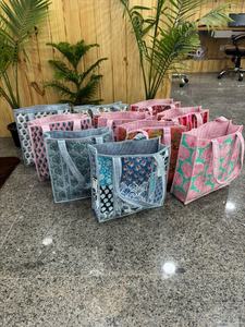 กระเป๋าโท้ทผ้าฝ้ายลายดอกไม้สไตล์โบฮีเมียนแบบเปิดปิด สำหรับช้อปปิ้งทุกฤดู ใช้ได้ทั้งไปทะเล สระว่ายน้ำ และวันหยุดสุดสัปดาห์ - Product Image 5