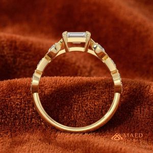 แหวนหมั้นทองคำขาว 14K ประดับมอสซาไนต์ทรงเหลี่ยมมรกต แหวนแต่งงานทรงเรขาคณิต เครื่องประดับเจ้าสาวสุดหรู สหรัฐอเมริกา - Product Image 4
