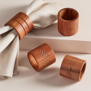 Anneaux de serviette en bois écologiques faits à la main, taille personnalisée, style moderne classique, pour fêtes - Product Image 1