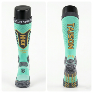 Chaussettes de Floorball pour Hommes en Tissu Polyester Spandex de Haute Qualité, Vert Néon et Noir, avec Panneaux de Soutien et Logo Tricoté Personnalisé - Product Image 3