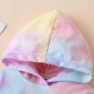 Conjunto de Ropa Infantil con Estampado de Grafiti, Estilo Urbano, Ligero y Duradero - Product Image 3