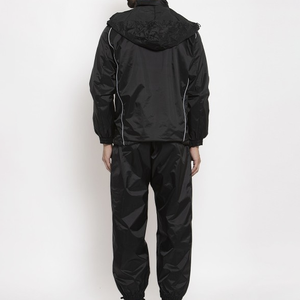 Ensemble de survêtement sportif noir pour homme avec logo Flame imprimé, veste à col zippé et pantalon, vêtements d'automne 100% polyester - Product Image 2