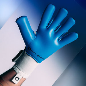 Wholesale Professional Soccer/Football <b>Goalkeeper</b> <b>Gloves</b> 4mm German Latex Lightweight Water-Resistant Durable Custom Logo High - Product Image 3