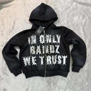 Custom Gothic Graphic Zip Hoodie Heavyweight Cotton Fleece Streetwear Hoodie Oversized Printed Sweatshirt Unisex OEM ODM Hoodies - Product Image 5