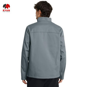 แจ็คเก็ตซอฟต์เชลล์ดีไซน์พิเศษสำหรับผู้ชาย ยี่ห้อ Ryan Pro Gear แบบซิป พร้อมโลโก้สั่งทำพิเศษ ทรงปกติ ดีไซน์กระเป๋า - Product Image 2