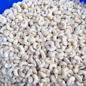 เม็ดมะม่วงหิมพานต์ราคาส่งถูก SANTIGO Kaju Badam  แบบตัดขนาดตามสั่ง - Product Image 1