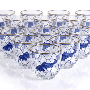 Pot à bougie en verre peint à la main avec motif de poisson de l'océan bleu, idéal pour les salons, les chambres, les restaurants, les spas, les mariages et les fêtes - Product Image 1