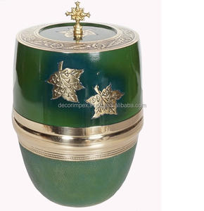 Urne funéraire en or noir fabriquée à la main en laiton-Convient pour un enterrement au cimetière ou une niche-Grande taille pour les restes d'adultes - Product Image 5