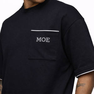 Camiseta de Hombre de Algodón con Bolsillo, Manga Corta, Estilo Urbano Minimalista, para Marcas, Producción al por Mayor, Suministro OEM - Product Image 3