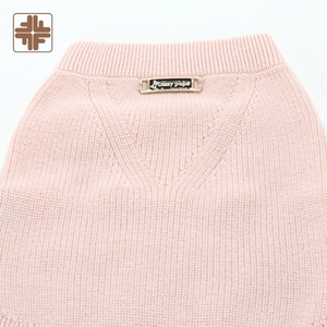 Pull pour chien doux et super confortable de style classique, simple et moderne, en beige, rose, bleu ciel et vert, idéal pour le printemps, fabriqué à Taïwan - Product Image 5