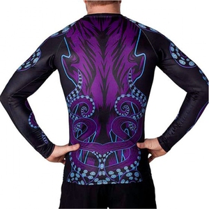 เสื้อรัดกล้ามเนื้อ MMA แขนสั้น รุ่นยูนิเซ็กซ์ ปี 2026 ระบายอากาศได้ดี สีสันปรับแต่งได้ เหมาะสำหรับกีฬากลางแจ้งในฤดูร้อน พร้อมบริการสกรีนโลโก้ตามสั่ง - Product Image 2