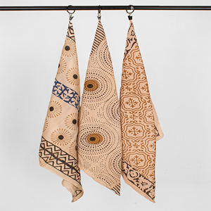 Ensemble de bandanas classiques en coton imprimé naturel fait main, style Bagru, bandanas indiens bohèmes, foulard pour le cou, accessoires pour cheveux vintage, bandana - Product Image 1