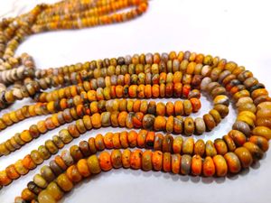 Perles de jaspe jaune naturel, forme ronde, 3-5 mm, vendues par brin de 13 pouces de long - Product Image 1