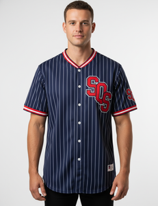 Camiseta de béisbol clásica con corte moderno y bordado personalizado para equipos deportivos profesionales y amantes del deporte. - Product Image 1