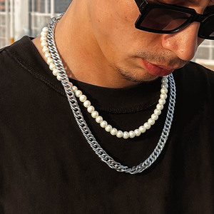 Conjunto de Collar de Lujo para Hombre con Cadena Cubana Plateada y Colgante de Ala de Moissanita Certificado GRA - Product Image 2