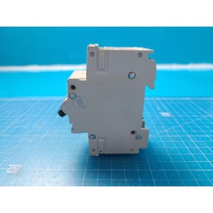 Disjoncteur miniature ABB S282W S282W K16A, utilisé comme pièce détachée pour équipement semi-conducteur d'époque - Product Image 2