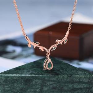 Collar con Colgante de Ágata Musgo Pera, Diseño de Hoja de Esmeralda de Laboratorio con Moissanita, Oro Blanco, Joyería Fina de Lujo para Mujer, OEM ODM - Product Image 3