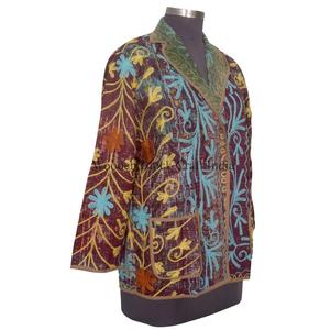 Veste Kantha pour femmes, faite à la main, vintage, manches longues, col en V, écologique, tricotée en coton indien, broderie, automne-hiver - Product Image 4