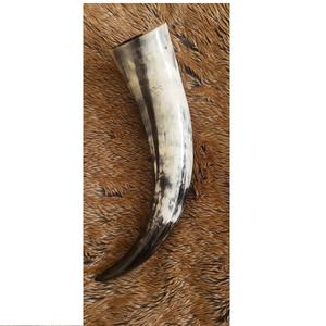Regalo Vikingo para Hombres y Mujeres - Cuerno para Beber de Cuerno de Buey Genuino de 12 Pulgadas con Soporte, Estilo Animal Único, Acabado Natural Pulido - Product Image 4
