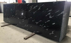 Dalles de poisson noir haut de gamme – Modernes, polies à haute brillance, écologiques, découpées sur mesure pour revêtements muraux et sols de cuisine, extérieur et parcs - Product Image 6