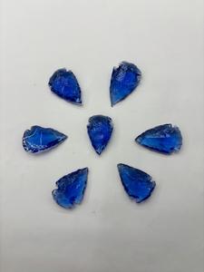 Pointe de flèche en obsidienne bleue, pierre brute, style naturel, cristal bleu, pour la fabrication de bijoux, artisanat, décoration, vente en gros - Product Image 1