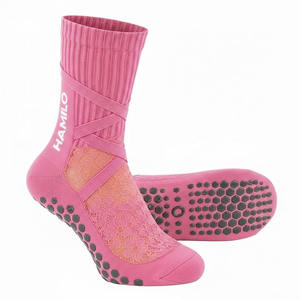 ถุงเท้ากีฬาสำหรับผู้ชาย ผลิตในปากีสถาน ป้องกันการลื่นไถล พร้อมดีไซน์เก็บความร้อนในตัว ออกแบบพิเศษสำหรับฟุตบอลและซอคเกอร์ - Product Image 5