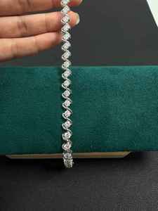 Bracelet Tennis en Argent 925 Blanc avec Moissanite Ronde, Maillons en S, Chaîne Spirale, Bijou de Luxe, Chaîne Statement - Product Image 3