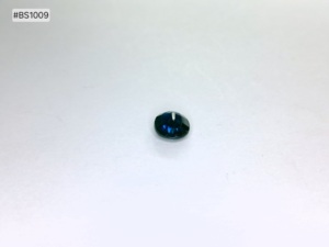 Zafiro Azul de Origen Africano, Ovalado, Calentado, 2.26ct, con Claridad Impecable y Brillo Natural, Gema Suelta Apta para Joyería de Anillo - Product Image 4
