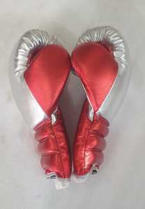 Guantes de Boxeo de Cuero Vacuno, Tamaño y Color Personalizados para Propietarios de Gimnasios, Entrenadores, Pedidos al por Mayor, Equipo Profesional para Entrenamiento y Sparring - Product Image 2