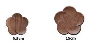 ที่รองแก้วลายดอกไม้วอลนัทสีเข้มทำมือ – สำหรับพิธีชงชา - Product Image 4