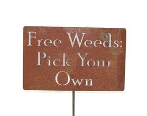 Piquet de jardin en métal, Décoration extérieure en acier galvanisé, style simple, avec message 'Sans mauvaises herbes, cueillez vous-même' - Product Image 1