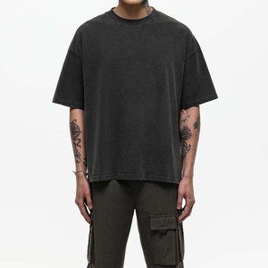 T-shirt pour homme en coton doux imprimé délavé à l'acide, nouvelle tendance, coupe oversize, noir foncé, délavé à l'acide, look rétro décontracté - Product Image 5