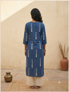 Kurti droit imprimé en coton bleu pour femme, col rond, manches trois quarts, tunique ethnique décontractée confortable pour tous les jours - Product Image 1