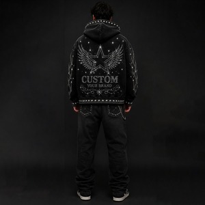 Sweat à capuche noir personnalisé avec imprimé couronne étoile en strass et ourlet côtelé clouté, unisexe - Product Image 6