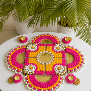 Tapis Rangoli artisanal avec pompons et supports pour Diya, décorations en perles miroir rose et jaune pour Diwali, mariage, Puja, décoration de sol festive - Product Image 5