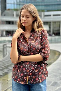 Camisa Boho de Algodón con Estampado Floral Oscuro para Mujer, Blusa Informal de Manga Larga con Botones, Ligera, para Verano - Product Image 3