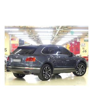 Bentley Bentayga 6.0 W12 modèle décembre 2017 avec 55 641 km, boîte de vitesses automatique, sièges en cuir, caméra arrière - Product Image 3