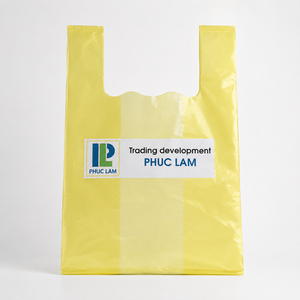 Bolsas de Plástico Rojas de LDPE Phuc Lam para Camisetas con Logotipo Serigrafiado, Reutilizables, con Asa Tipo Camiseta, para Compras y Negocios - Product Image 2